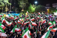 ۲۰۰ شب پای کار ایران؛ روایت حضور شبانه مردم در حمایت از کشور + فیلم