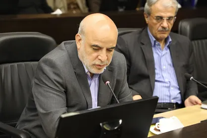 آیت الله رئیسی برای مبارزه با مفسدان کوتاه نمی&zwnj;آمد