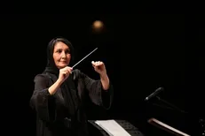 نزهت امیری رهبر میهمان ارکستر ملی می‌شود
