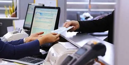الزام بانک&zwnj;ها به ارائه یک نسخه از قرارداد به مشتری + سند