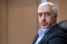 عشقی: فروش خودرو در بورس قیمت‌ها را کاهش داد