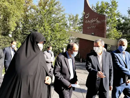 مسئولان از روند برگزاری آزمون سراسری در دانشگاه الزهرا (س) بازدید کردند
