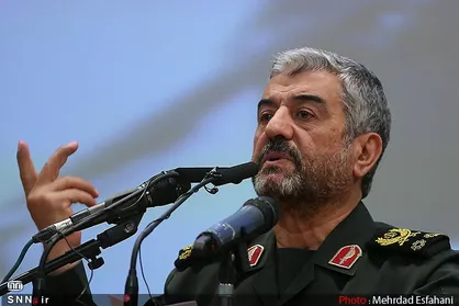 اگر دشمنی آمریکا با ما تمام شود باید به حقانیت انقلاب شک کنیم/ کارشناسان غربی می&zwnj;گویند مشکل ایران وجود عده&zwnj;ای &laquo;عاشق غرب&raquo; است