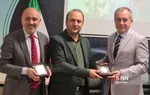 لانه جاسوسی