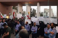 دانشجویان دانشگاه شریف در اعتراض به هتاکی‌ها تجمع می‌کنند