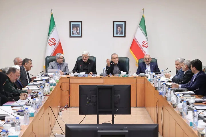 بررسی آخرین روند مذاکرات ایران و عمان و روند مدیریت انرژی در جلسه هیئت دولت