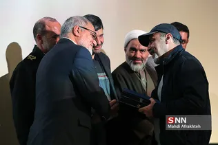 آیین اختتامیه منتخب آثار جشنواره فیلم فجر