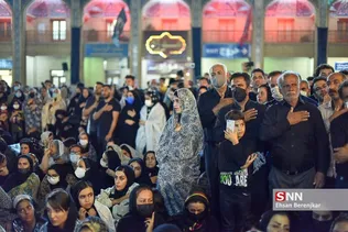 مراسم شام غریبان و لاله‌گردانی شهادت حضرت اباعبدالله الحسین(ع) و شهدای کربلا، شامگاه ۱۷ مرداد ماه ۱۴۰۱ با حضور آیت الله ابراهیم کلانتری تولیت آستان مقدس حضرت شاهچراغ(ع)، خادمین، زائرین و مجاورین بارگاه ملکوتی حرم مطهر حضرت شاهچراغ(ع) شیراز برگزار شد.