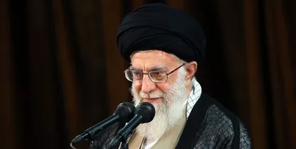 کامل&zwnj;ترین کتاب فقهی حضرت آیت&zwnj;الله خامنه&zwnj;ای در موضوع بیان احکام و مسائل شرعی منتشر شد