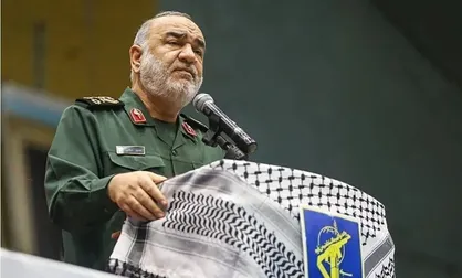 با همین جوانانی که فریب شما را خوردند به سراغتان می&zwnj;آییم + فیلم