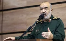 سرلشکر سلامی: کار اصلی سردار سلیمانی ساخت قدرت برای سیاست خارجی ما بود / آنهایی که پای قراردهای ننگین را امضا کردند نخواهیم بخشید