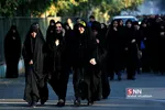 حرکت دسته عزاداری دانشگاه تهران به سمت بیت رهبری