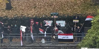تجمع چند نفره گروهک تجزیه طلب &laquo;الاحوازیه&raquo; مقابل سفارت ایران در لندن