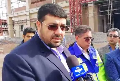 فیلم/ کولیوند در حاشیه بازدید از ساخت بیمارستان زرند: اقدامات در حد انتظار نیست؛ مجریان همت بیشتری کنند