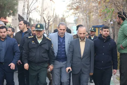 پاک سازی ۹۲ خانه در اطراف میدان امام حسین (ع)