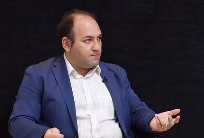 صدرایی: واردات ۱۰ هزار خودرو فقط اتلاف ارز است/ مصوبه مجلس منجر به ایجاد رقابت و کاهش قیمت نمی&zwnj;شود