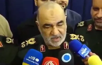 دشمنان باید بدانند ایران کشوری بزرگ و قدرتمند است و تسلیم هیچ قدرتی نمی&zwnj;شود
