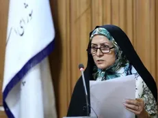 تکرار پیشنهاد عجیب شهربانو امانی/ به‌جای وضوگرفتن آب دریاچه ارومیه را پر کنید