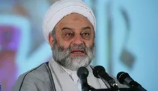 فرحزاد: اگر همواره به ذکر خدا مشغول باشیم از شیطان انسی و جنی دور می‌شویم