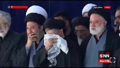 حضور فرزندان رهبرشهید انقلاب در مصلی تهران+ فیلم