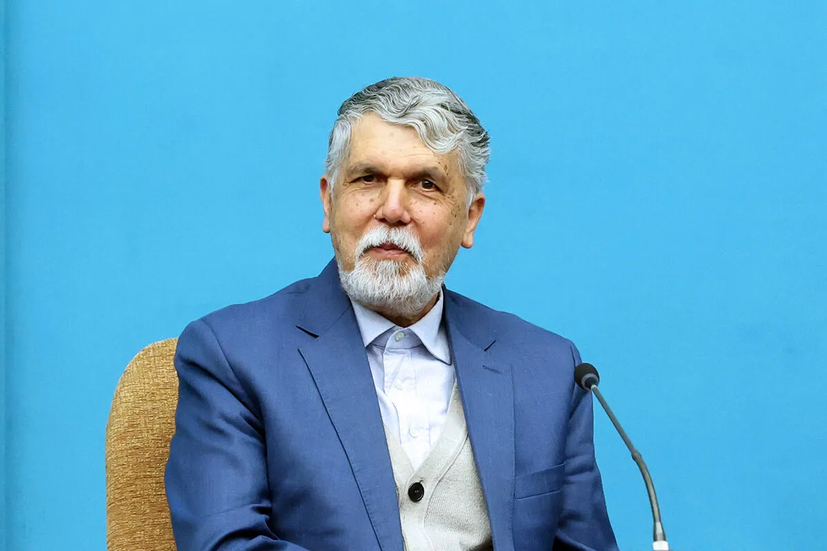 وزیر ارشاد: دولت و ملت در کنار مقاومت ملی، مسیر سازندگی را طی می‌کنند