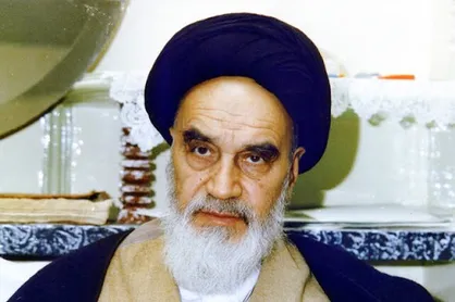 تا ملت از غرب زدگی بیرون نیاید استقلال پیدا نمی&zwnj;کند