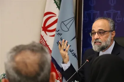دادستان اردبیل: تقویت گشت&zwnj;های رضویون و اقدامات پیشگیرانه از جرایم در محلات ضروری است/ حمایت قضایی از برنامه&zwnj;های محله&zwnj;محور