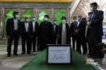تجدید میثاق ابراهیم رئیسی با امام خمینی (ره) و شهدا