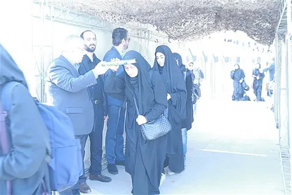 آیین بدرقه زائران اربعین در دانشگاه آزاد تهران مرکز&nbsp;برگزار شد