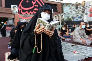 مراسم خیمه سوزان عاشورا در میدان امام حسین (ع)