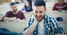 کلاس حضوری یا آنلاین یوس را انتخاب کنیم؟