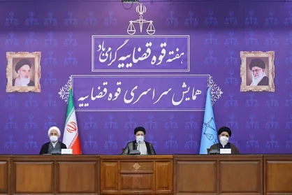 همه بخش&zwnj;های کشور باید در مسیر عدالت حرکت کنند/ امروز بیش از ۷۰ درصد بدنه دستگاه قضا را جوانان فعال و با انگیزه تشکیل می&zwnj;دهند که نیروی اصلی برای ادامه حرکت تحولی در قوه قضاییه هستند
