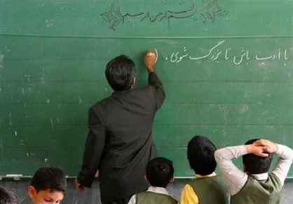 تربیت معلم فدای تامین معلم شده است / رنج دانشگاه فرهنگیان از کمبود هیئت علمی