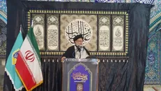 تأکید امام جمعه یاسوج بر حل مشکلات اقتصادی