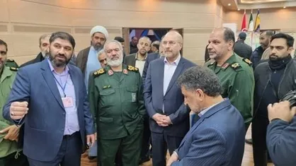 بازدید رئیس مجلس از بخش&zwnj;های مختلف دانشگاه امام حسین (ع)