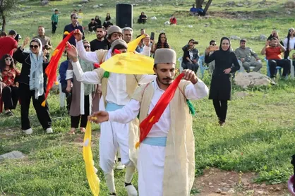 جشن بزرگ نوروزگاه در شلالدون/احیای آیین&zwnj;های کهن و استقبال گردشگران