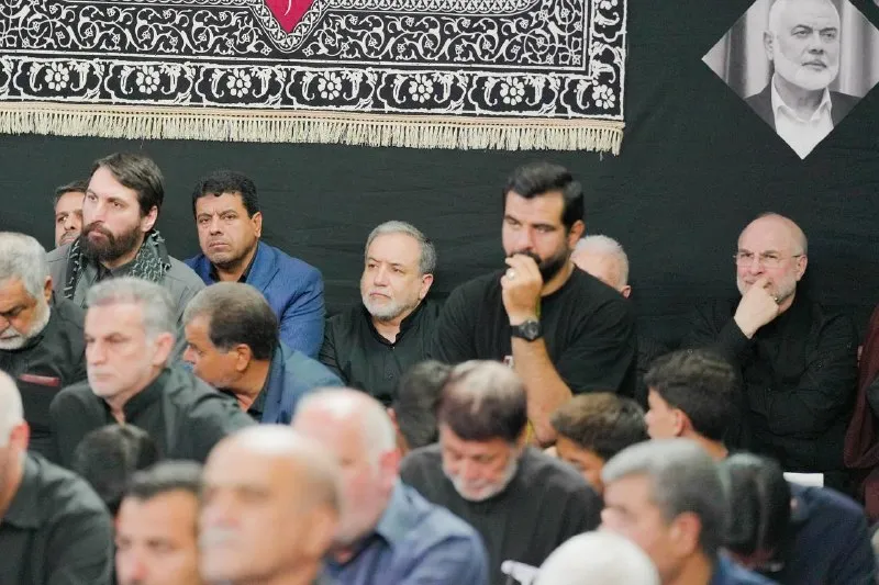 حضور قالیباف، عراقچی و تعدادی از نمایندگان مجلس در مراسم عزاداری مشهد مقدس