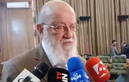 ۳۰ نفر از متخصصین آتش نشانی تهران به همراه برخی تجهیزات دیروز به محل حادثه بندر شهید رجایی اعزام شدند