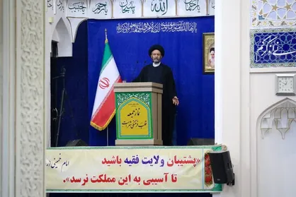 حمایت رهبری از دولت تعهد سنگینی ایجاد می&zwnj;کند، لزوم اقدام جهادی برای معیشت مردم