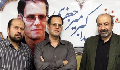شعر جوان شعر متعهدی است/با انگِ سفارشی به برخی اشعار جفا نکنیم