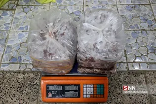 کشف مرغ و گوشت فاسد جهت توزیع در ساندویچی ها