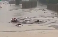 خیابان‌ها در ایالت تنسی آمریکا به رودخانه تبدیل شدند