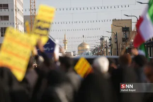 راهپیمایی مردم مشهد در محکومیت ترور حاج قاسم سلیمانی
