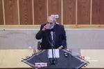 شریعتمداری