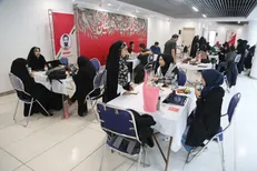 هنر می‌تواند با نورانیت خود اشغالگران را بیرون براند