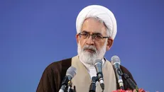 وزیر ارتباطات باالفاظ بازی می‌کند و مصوبات فضای مجازی را اجرا نمی‌کند/ دستگاه قضایی ازکثرت پرونده درحال فَشل شدن است؛ چقدر قاضی زیاد کنیم؟