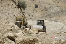 شتاب توسعه در دل طبیعت دژکوه/بهسازی جاده بی‌بی زلیخایی ۳۰ درصد پیش رفت