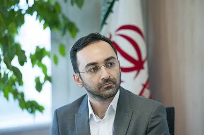 عباد: ارز ترجیحی بازار سیاه و قاچاق معکوس کالا را افزایش داد/ پیش&zwnj;بینی برای تجارت سخت شده بود!