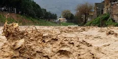 احتمال بارش‌های ناگهانی در روز طبیعت/ اتراق کنار رودخانه‌ها ممنوع