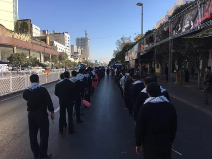 دانشجویان بسیجی خراسان رضوی اقتدار را به نمایش گذاشتند/ دسته روی دانشجویان به سمت حرم مطهر رضوی